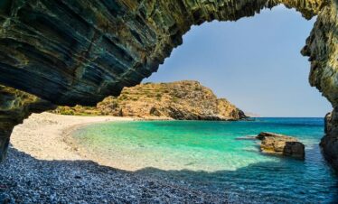 Beach & Cave Tour