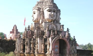 Hill Station, Wildlife & Pilgrim Combo Tour